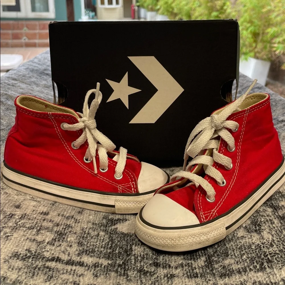 Toddler Converse - Red Canvas High-Tops - Size 8